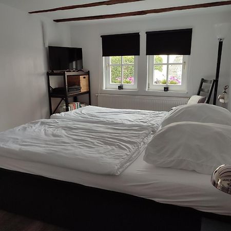 Duex-Hof Apartment Fachwerkhaus Bornheim  Luaran gambar