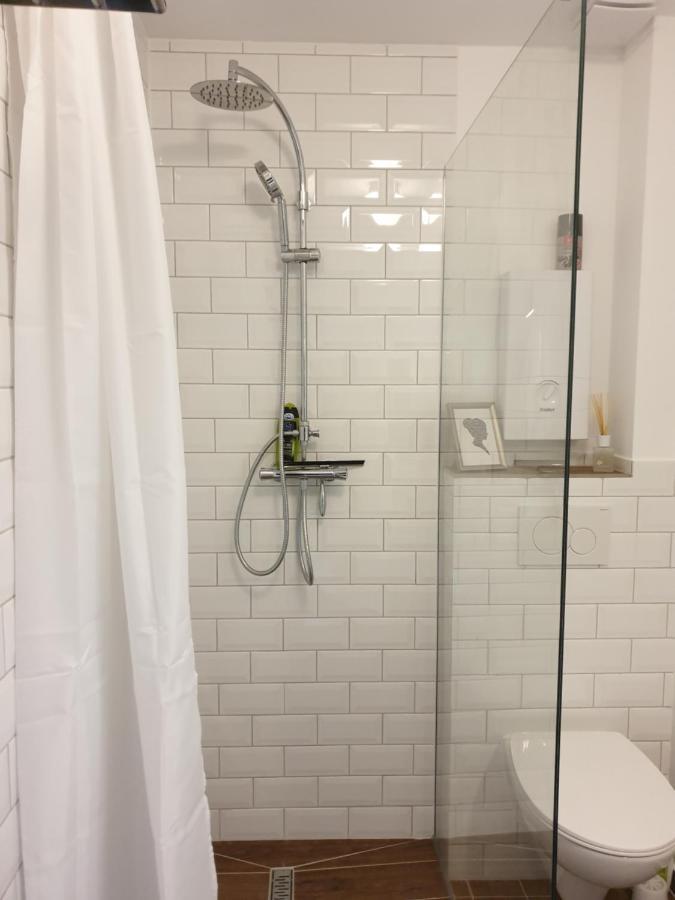 Duex-Hof Apartment Fachwerkhaus Bornheim  Luaran gambar