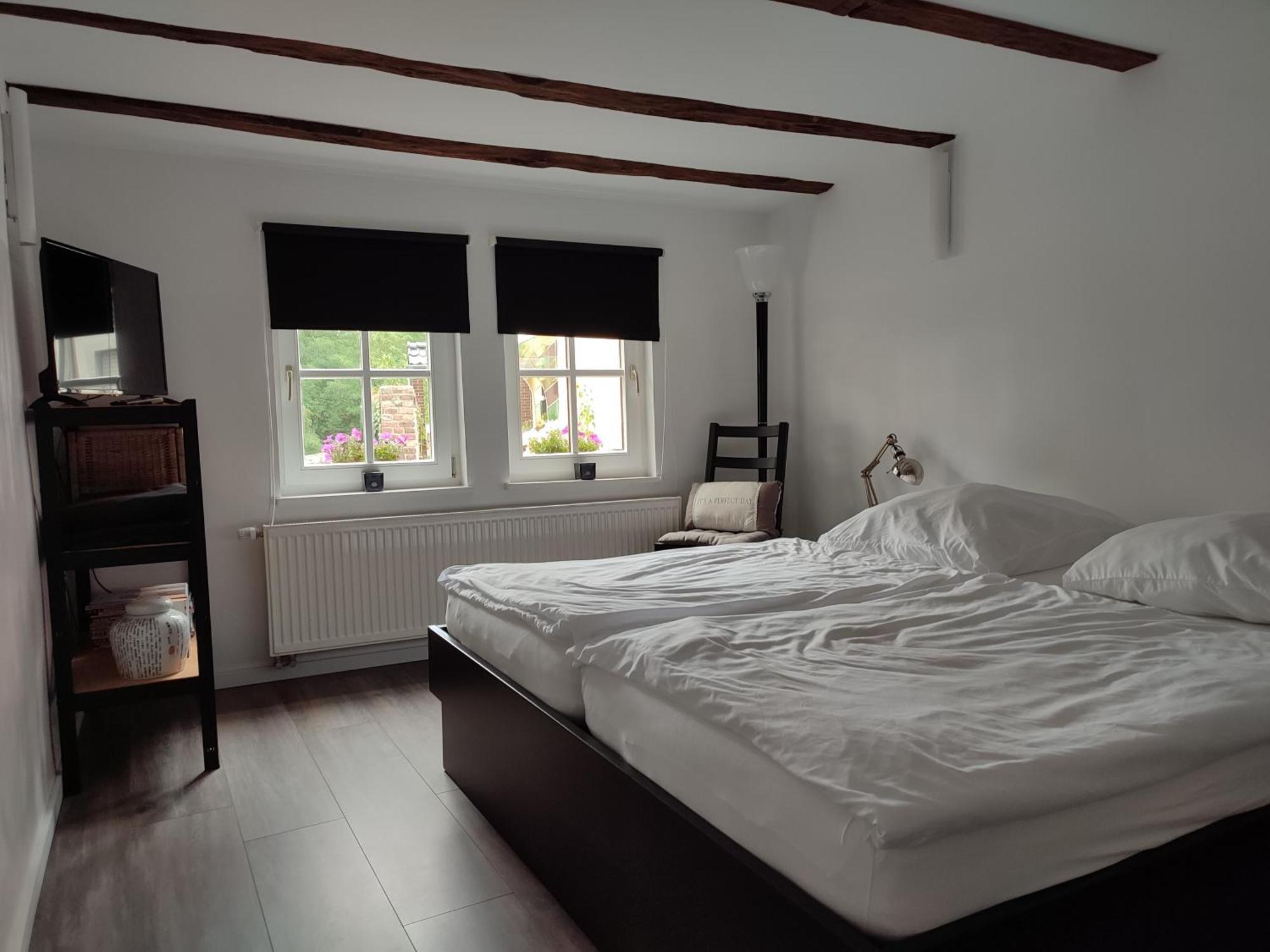Duex-Hof Apartment Fachwerkhaus Bornheim  Luaran gambar